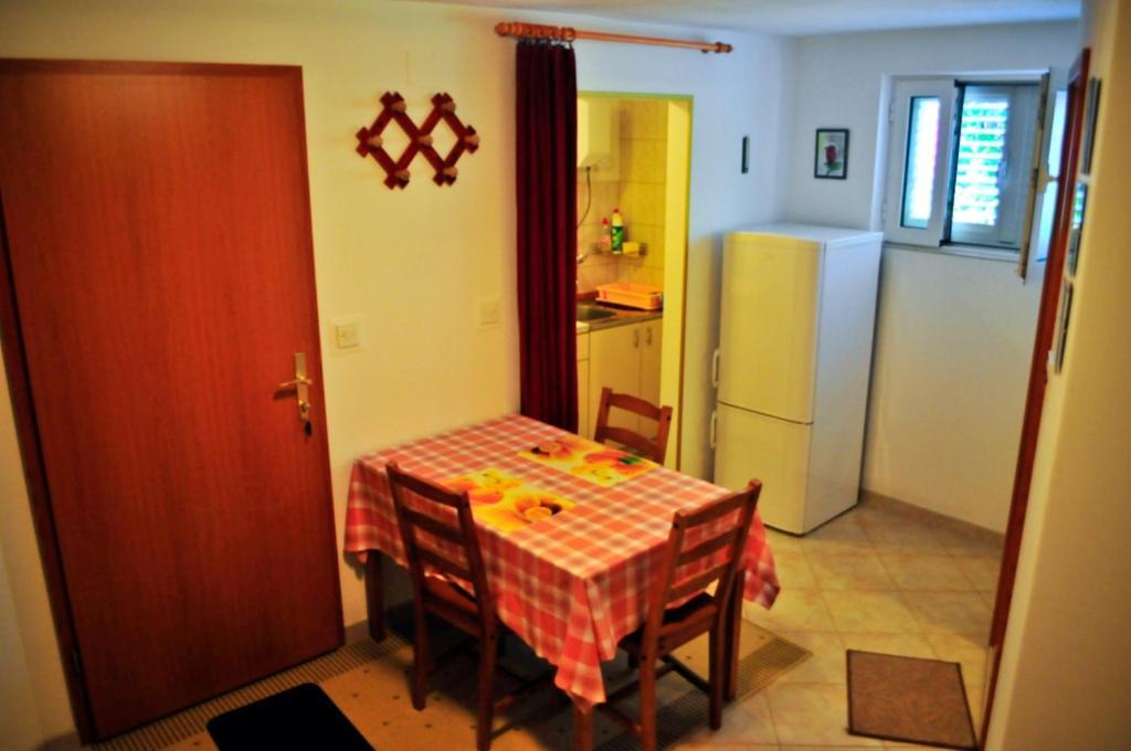 Guest House Kuzmanic Hvar Island Chambre photo